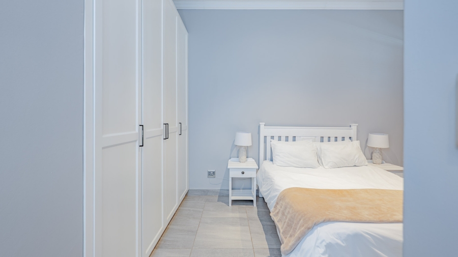 2 Bedroom Property for Sale in Struisbaai Western Cape